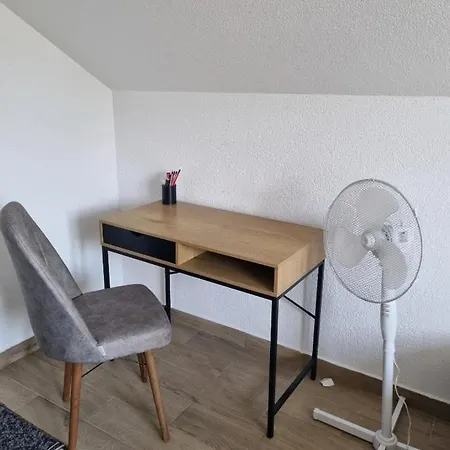 Harmonija Max 4 Osobe 公寓